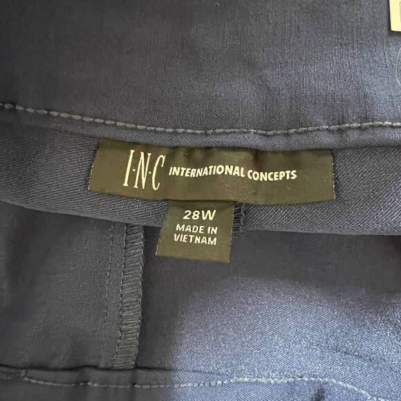 INC Blue Bengaline Shorts Pull On Stretchy Mid Rise Slim Fit Plus Size 28w New - Picture 6 of 9